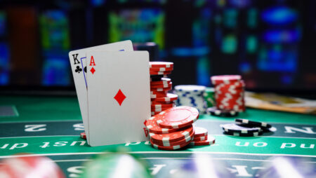 Chinesischer Blackjack: Regeln & Strategien