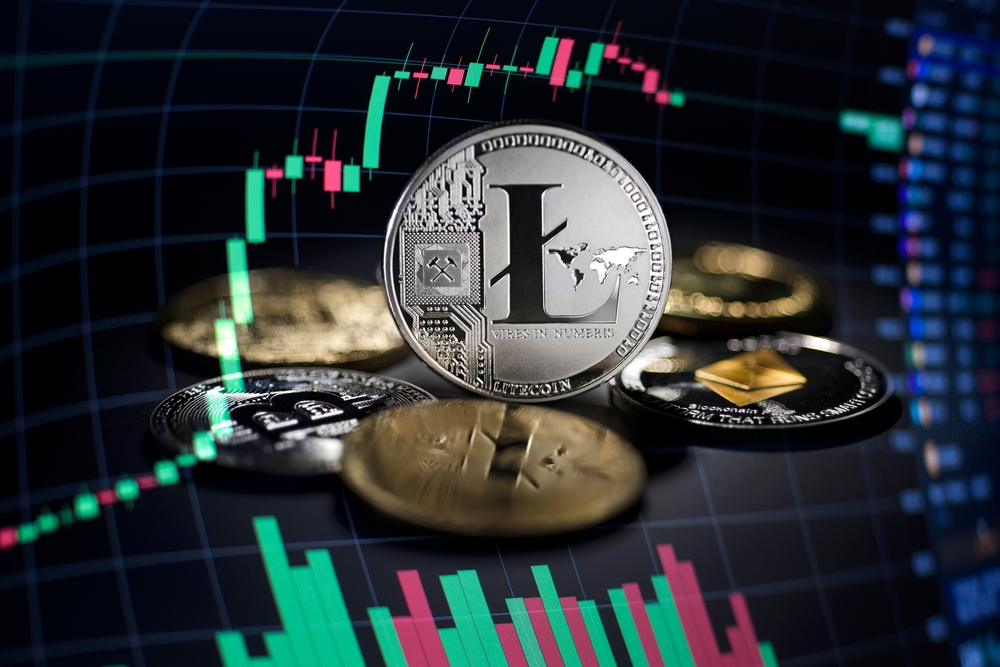 Litecoin,Cryptocurrency,Investing,Concept,With,Graph.,Bitcoin,And,Litecoin,Cryptocurrency