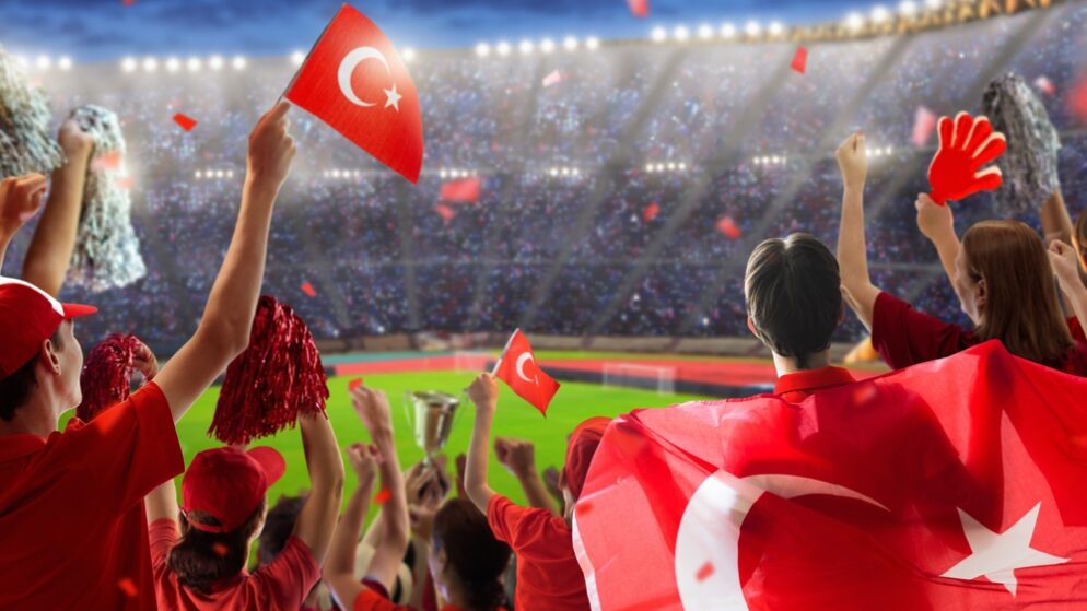 Türkischer Wettskandal erschüttert den Fußball – Schiedsrichter unter Verdacht